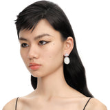 YVMIN X SHUSHUTONG / Shell Sculpture Back Gemstone Earrings
