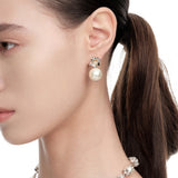 Ripple / Square Flower Pearl Earring