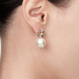 Ripple / Square Flower Pearl Earring