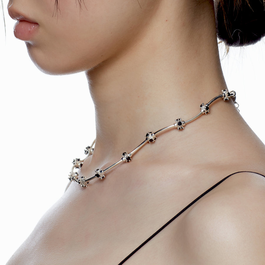 Ripple / Curved Silver Tube Gem Bead Short Necklace（Bracelet）