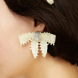 YVMIN X SHUSHUTONG / Square Gemstone Braided Bow Earring