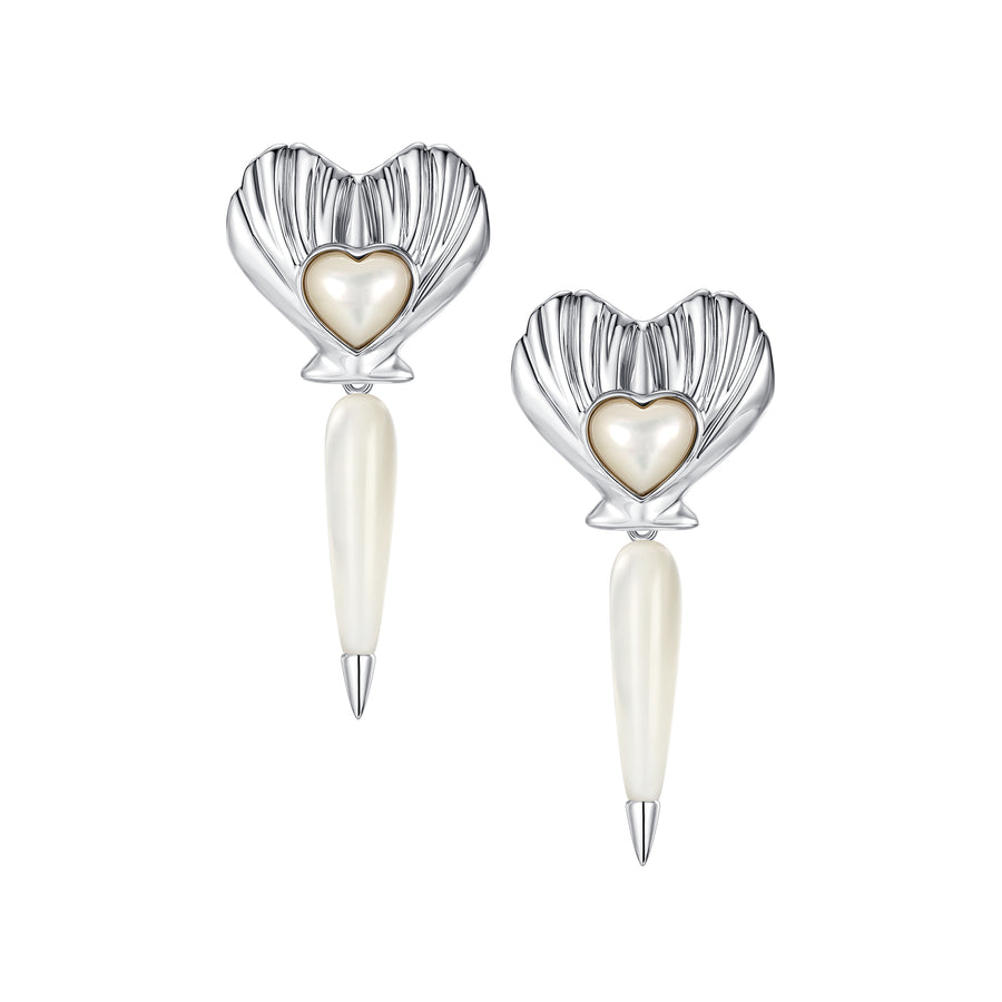 Tasty / Drop Pearl Heart Shell Earring