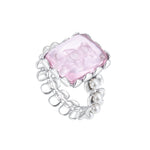 YVMIN Paradise Crystal Bear Lace Pearl Ring featuring a delicate lace design with pearlescent accents and a crystal bear motif.
