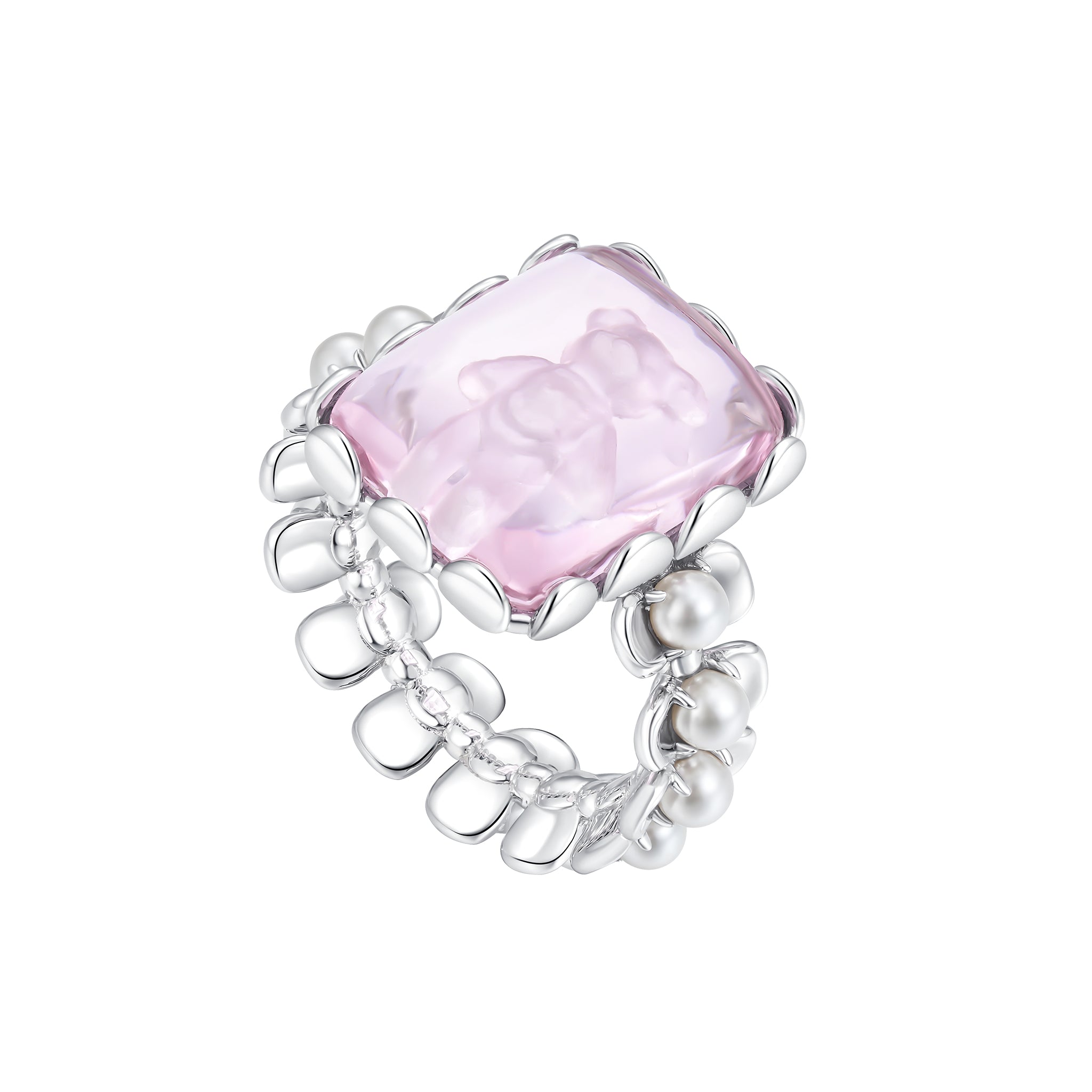 YVMIN Paradise Crystal Bear Lace Pearl Ring featuring a delicate lace design with pearlescent accents and a crystal bear motif.