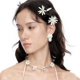 Paradise / Daisy Pearl Stud Earring