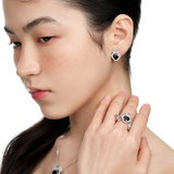 Paradise / Mini Cat Head Heart Gem Daisy Ring
