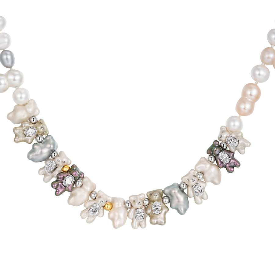 Paradise / Mini Pearlescent Bear Pearl Necklace