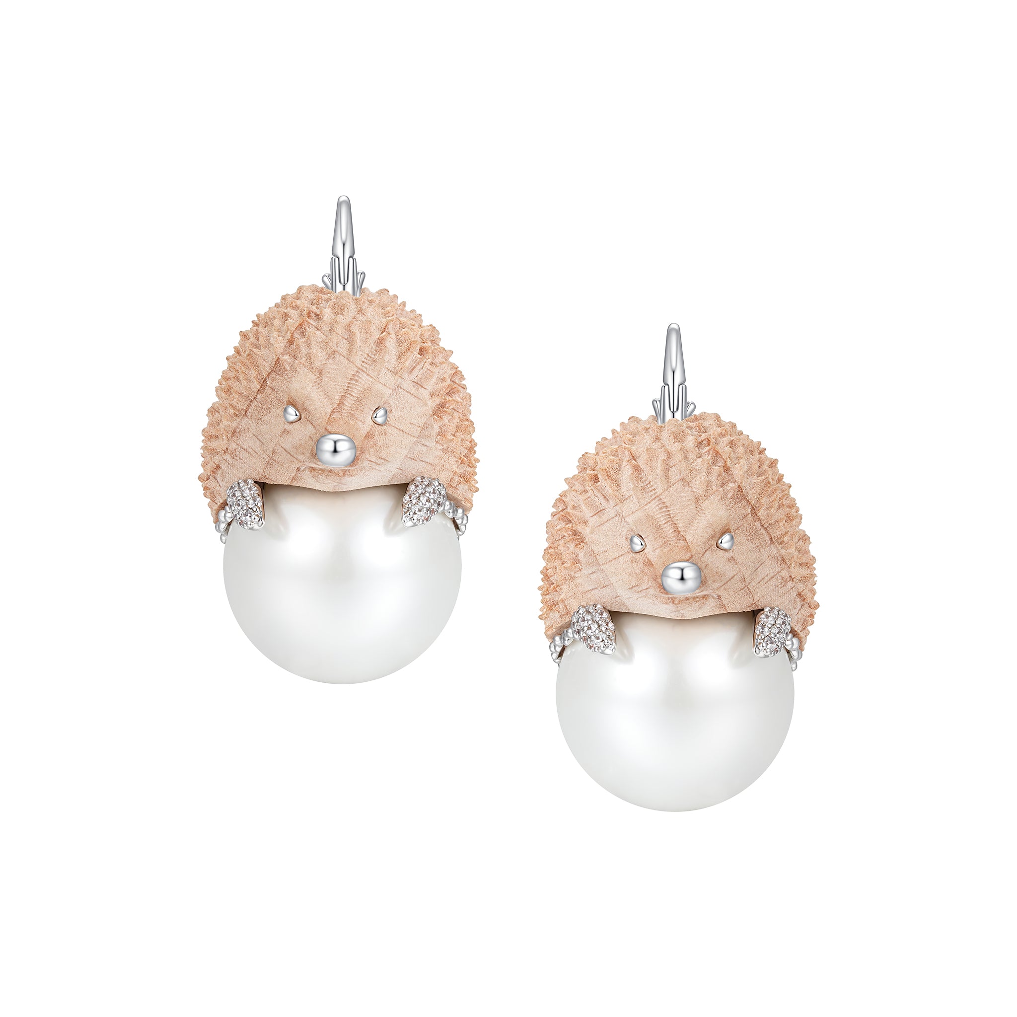 Paradise / Wood Hedgehog Pearl Earring