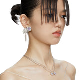 Ripple / Heart-shaped Zircon staring earrings