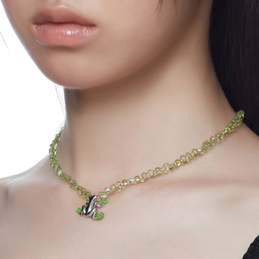 ElectricGirl / Tree Frog Necklace
