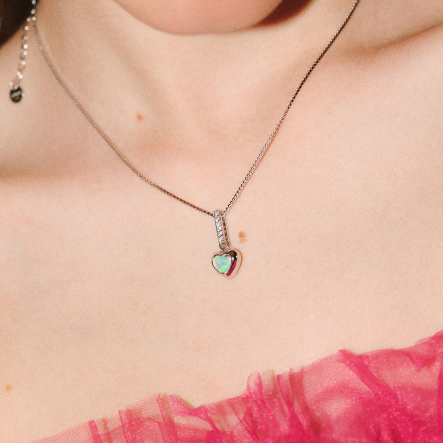Tasty / Glossy Heart Pendant Opal Necklace